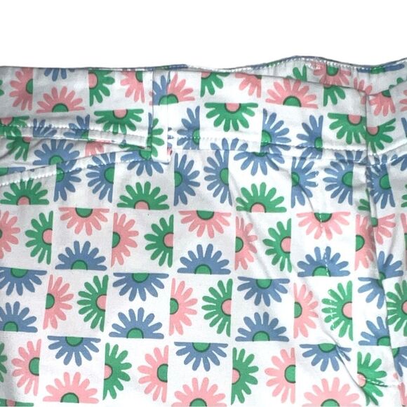 Talbots perfect shorts! New! Cute style and daisy pattern! - Picture 7 of 8